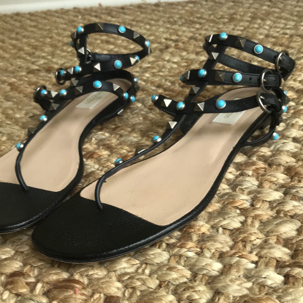 Valentino Garavani Rockstud Gladiator Sandal. EUR or Italian 40.5 - Picture 3 of 14
